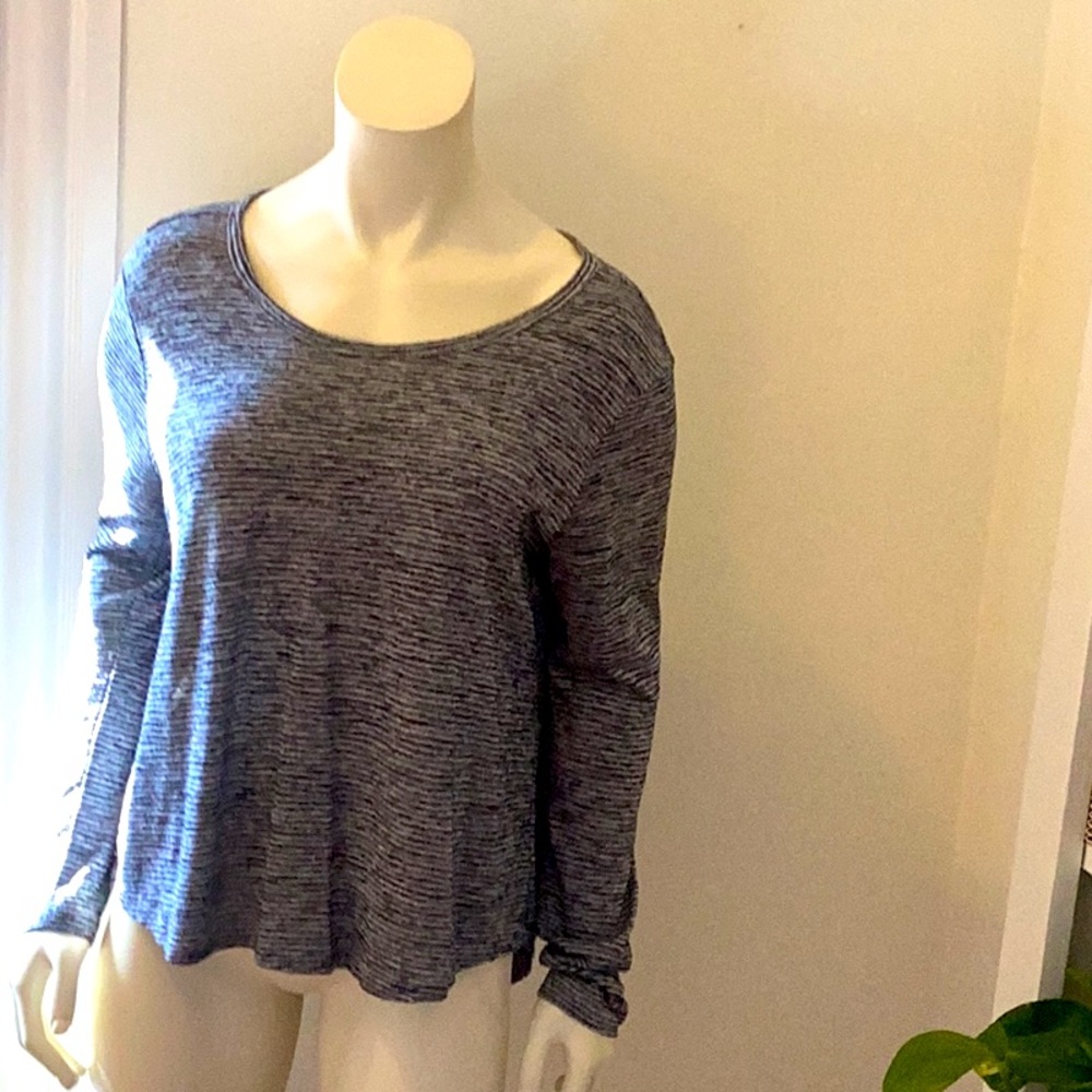 Athleta linen shirt
